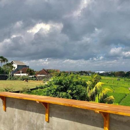 Kak Poleng Guesthouse Canggu  Luaran gambar